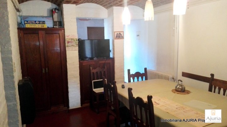 Casa 4 dorm, 255m² con cochera — Monseñor De Andrea