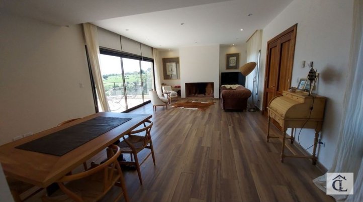 Casa 3 dorm, 202m² con garage — Zona Uncas