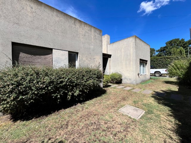 Casa 3 dorm, 141m² con garage y amplio parque