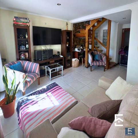 Casa 3 dorm, 220m² con garage — Callao 600