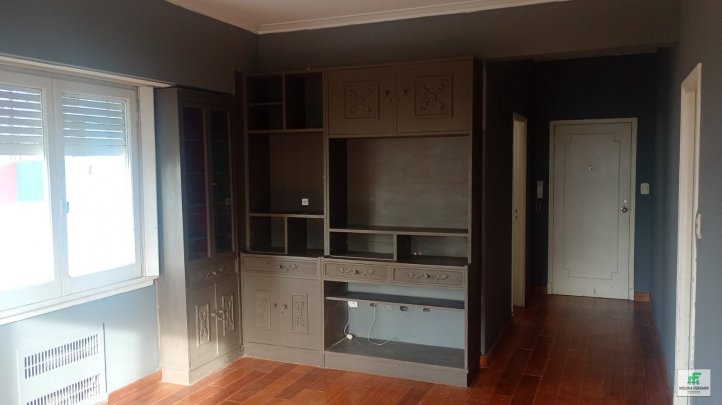 Departamento centrico en 2 piso contra frente con ascensor, 70m²