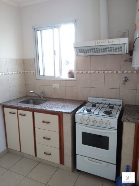Departamento en Alquiler 1 dorm, 40m² con cochera — 11 de Septiembre