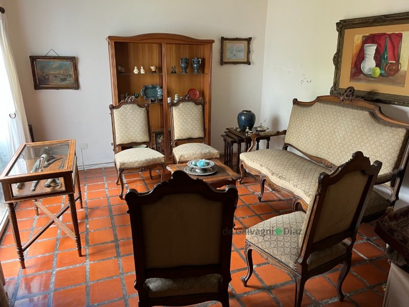 Casa 2 dorm, 170m² con garage en pleno centro