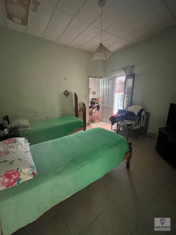 Casa 3 dorm, 10.91x34.62m en zona céntrica