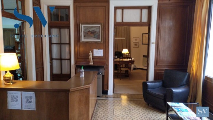 Casa 4 dorm, 153m² ideal uso profesional — Alem