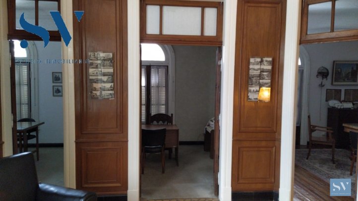 Casa 4 dorm, 153m² ideal uso profesional — Alem