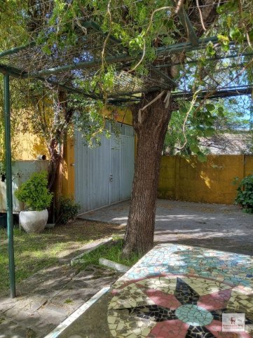 Casa 3 dorm, 150m² con garage — Av del Valle