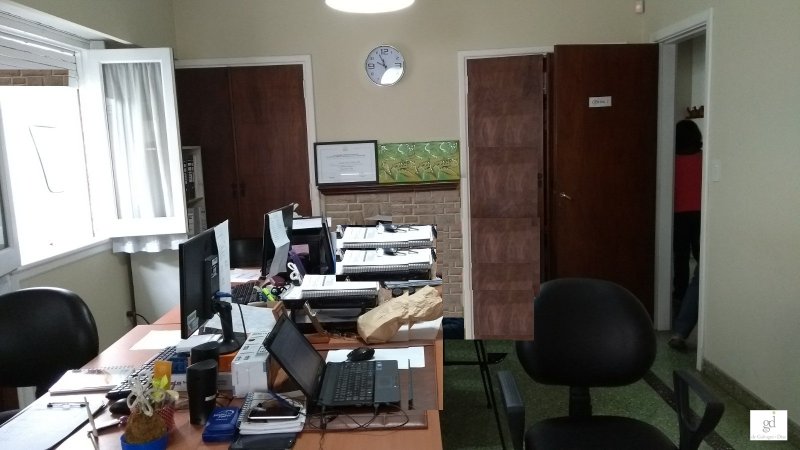 Casa 3 dorm, 130m² en excelente estado — Alsina 800