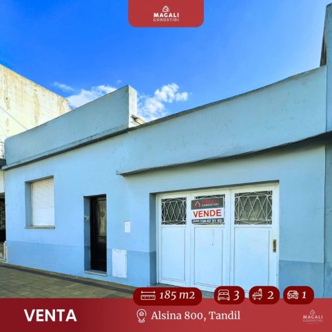 Casa 3 dorm, 185m² con garage y patio — Alsina 800