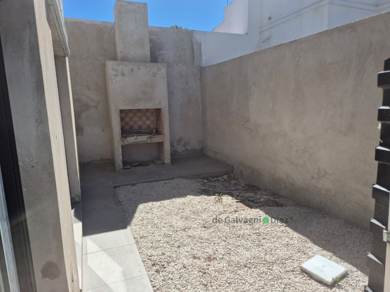 Casa 2 dorm, 128m² a estrenar — Liniers
