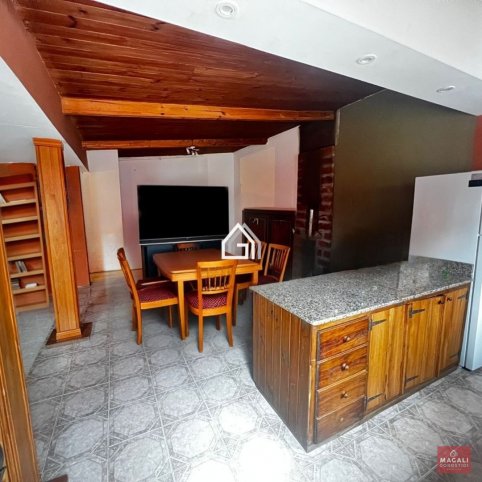 Casa en Venta Holmberg y Linstow, 300m², 2 dorm, 2 baños, garage