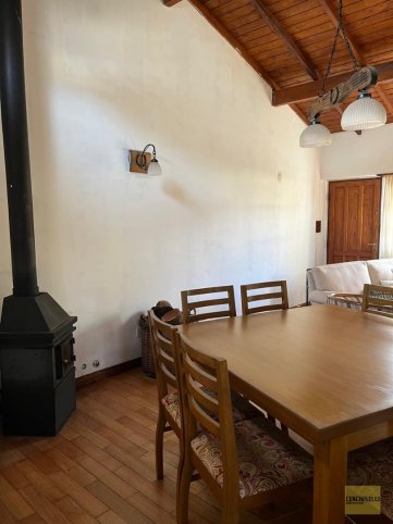 Casa en Calle Fugl y Lamadrid, 3 dorm, 1 baño, garage