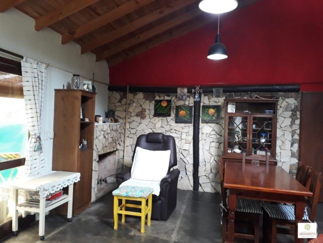 Casa en El Cano 1555, 70m², 2 dorm, 2 baños, garage