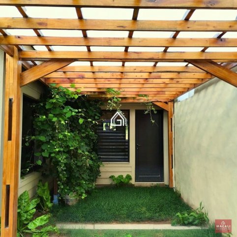 Casa en VENTA Barrio Villa Italia 2 Dormitorios 2 Baños 120 m²