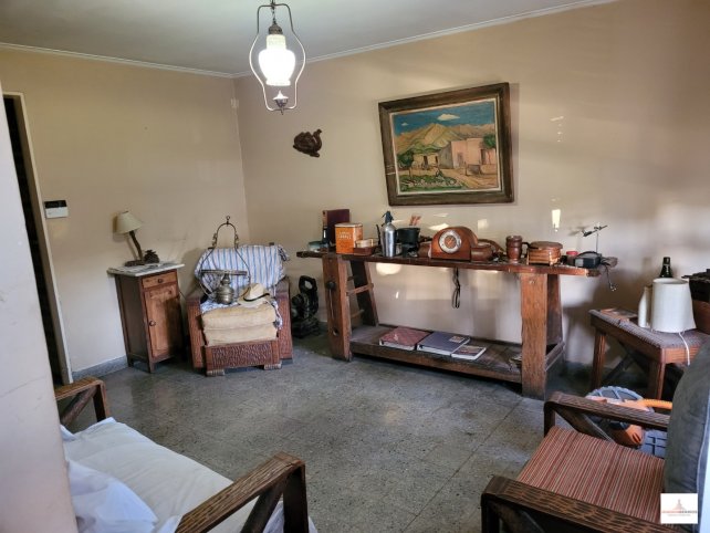 Casa en Barrio Jardin, 110m², 2 dorm, 1 baño, garage