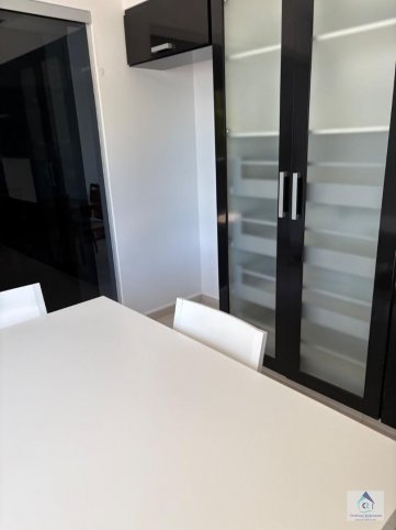 Depto 2 dorm, 2 baños, cochera — Av. Brasil