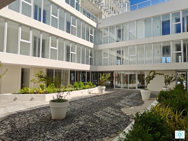 Depto 2 dorm, 102m² con 2 cocheras — Avellaneda 1400