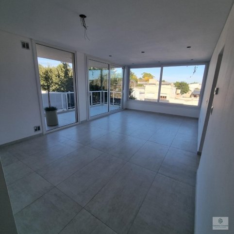 Depto a estrenar 2 dorm, 80m² con cochera — Av. Rivadavia