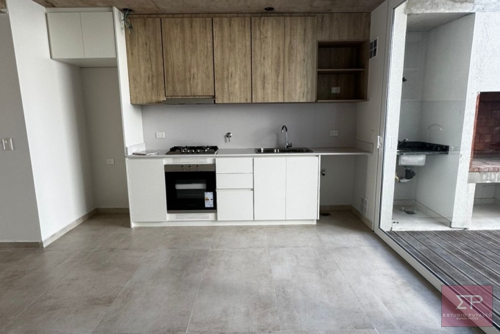 Depto 2 dorm, 133m² con cochera — 4 de Abril