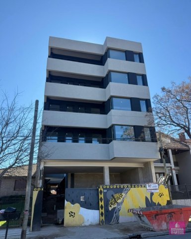Depto 2 dorm, 120m² en Avellaneda 1600 — Cochera