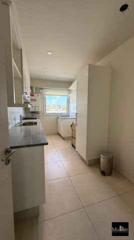 Depto 3 amb, 2 baños, 2 dorm, en Belgrano y Roca