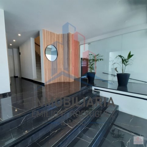 Depto 2 dorm, 60m² en 6° piso con cochera — Chacabuco