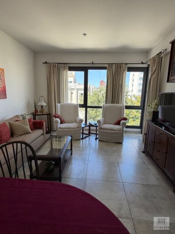 Depto 2 dorm, 90m² con cochera — Chacabuco 500