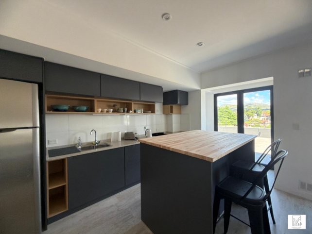 Depto a estrenar 2 dorm, 120m² con cochera — Av. Avellaneda