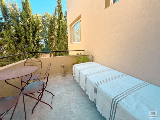 Depto 2 dorm, 120m² con cochera — Rondeau
