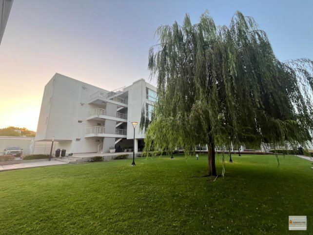 Depto 3 amb, 80m² en Alberdi y Garibaldi