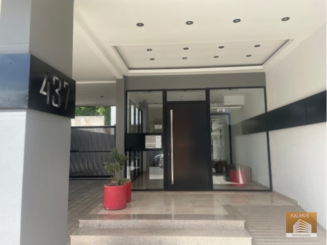 Departamento 2 dorm, 76m² con cochera — Alberdi 437