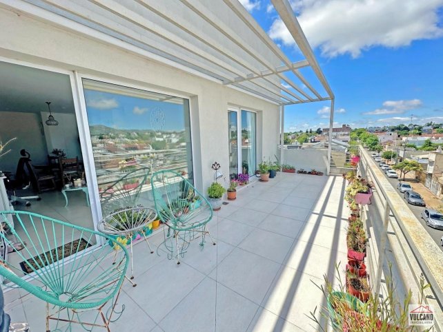 Depto en Venta 1 dorm, 88m² con cochera — Belgrano 1310