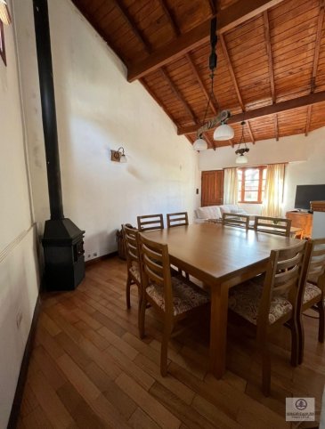 Duplex 3 dorm, 90m² con cochera — Semicéntrico