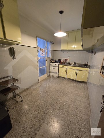 DEPARTAMENTO EN VENTA | SAN MARTIN AL 400