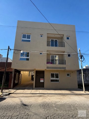 Depto a estrenar 2 dorm, 70m² con cochera — Saavedra