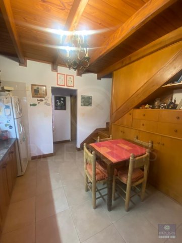 Depto 2 dorm, 100m² con cochera — Monseñor de Andrea