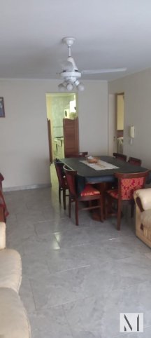 Uriburu al 500, piso 1