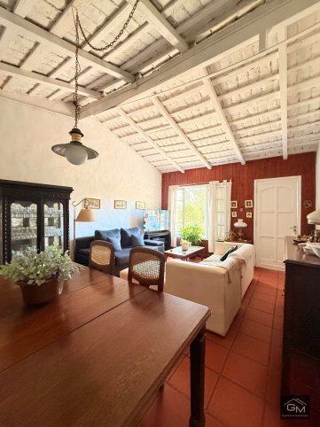 Casa quinta 2 dorm, 2500m² con piscina y garage — Curuchet y Fuschini