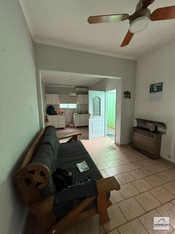 Casa en Arana 700, 198m², 3 dorm, 1 baño, garage