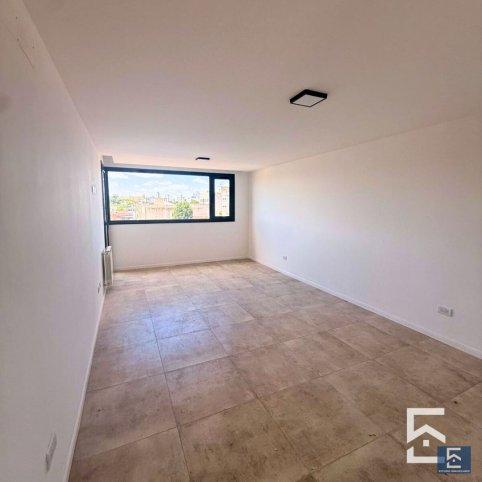 Depto 2 dorm, 86m² con cochera — Uriburu 1000