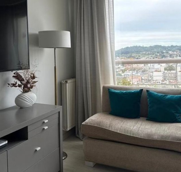 Depto 3 dorm, 330m² con cochera — Los Naranjos