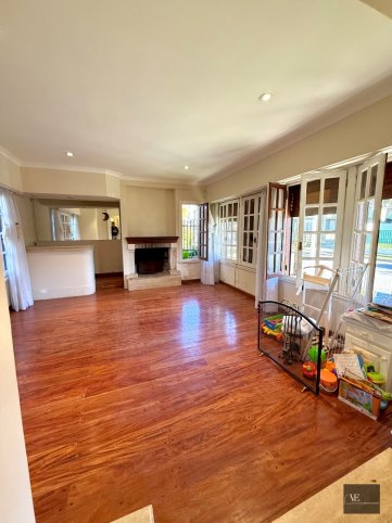 Casa 3 dorm, 180m² en El Cerrito con pileta y garage