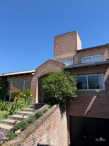 Casa 3 dorm, lote 10x65 — Barrio el Cerrito