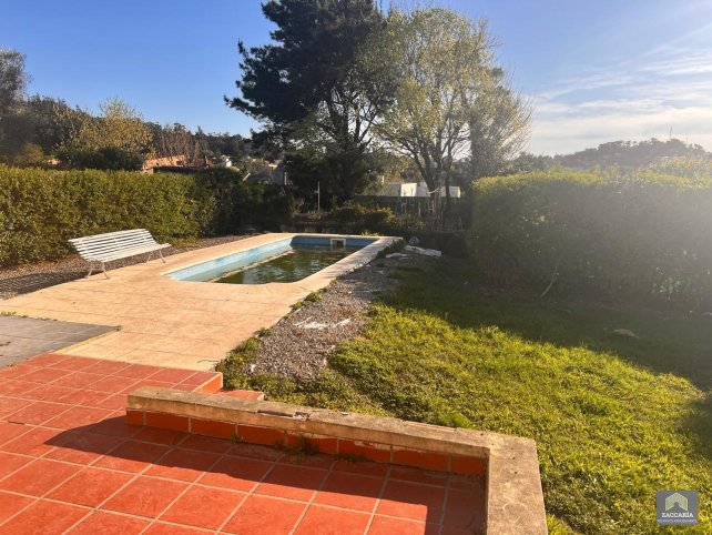 Casa en Venta Jose Martì 500, 180m², 3 dorm, 2 baños, 4 coch.