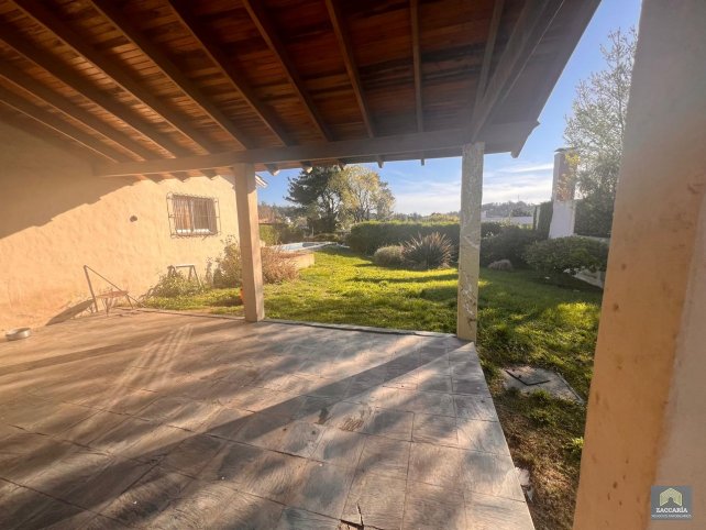 Casa en Venta Jose Martì 500, 180m², 3 dorm, 2 baños, 4 coch.