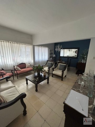 Casa 3 dorm, 172m² con cochera para 2 vehículos — Alem