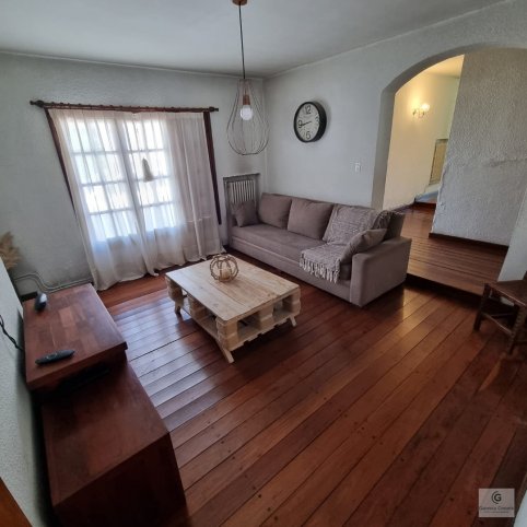 Casa en Venta en Brandsen 1077, zona calvario, 3 dorm, 180m²