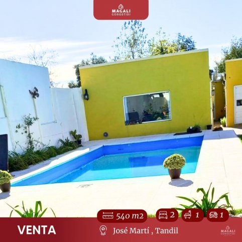 Casa 2 dorm, 120m² con pileta y cochera — José Martí