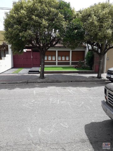 Casa en Venta Pje. 1° de Mayo 1200, 3 dorm, 3 baños, 184m²
