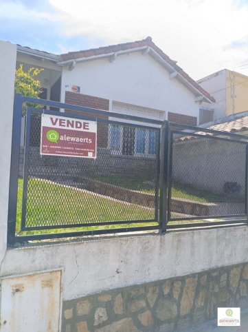Casa 4 amb, 115m² en semi centro — Godoy Cruz 63